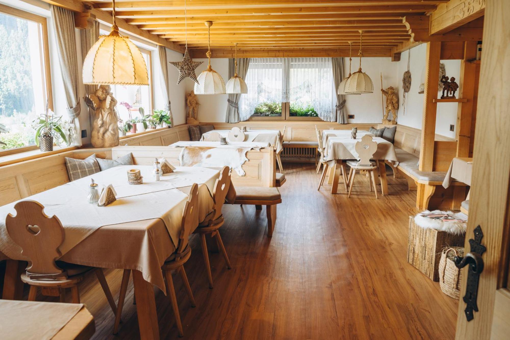 Hotel Garnì Cir Santa Cristina Val Gardena Esterno foto